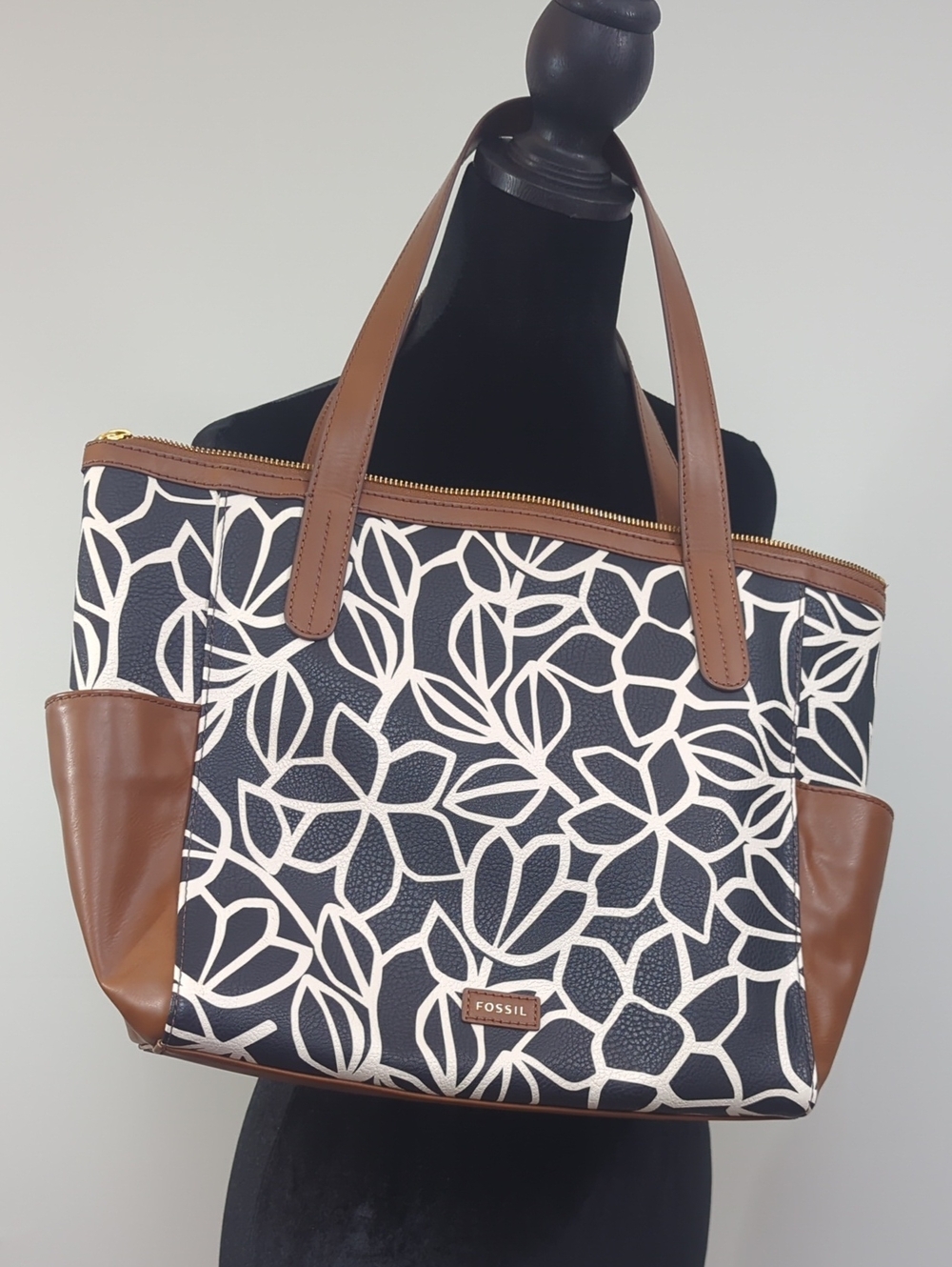 Fossil Black White Floral Tote Bag Brown Leather Trim Zip Top
